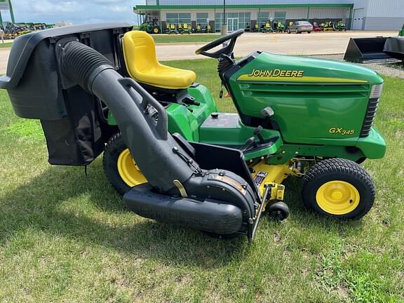 Image of John Deere GX345 equipment image 3