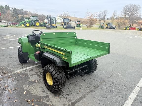 Image of John Deere Gator 4x4 equipment image 4