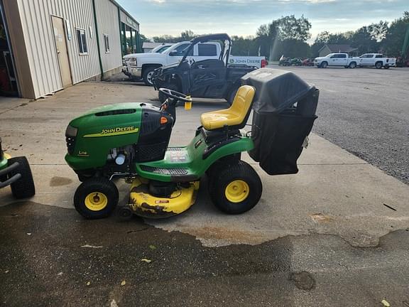 Image of John Deere L118 equipment image 1