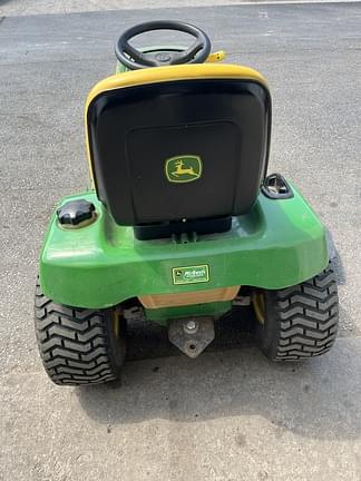Image of John Deere LT160 equipment image 4