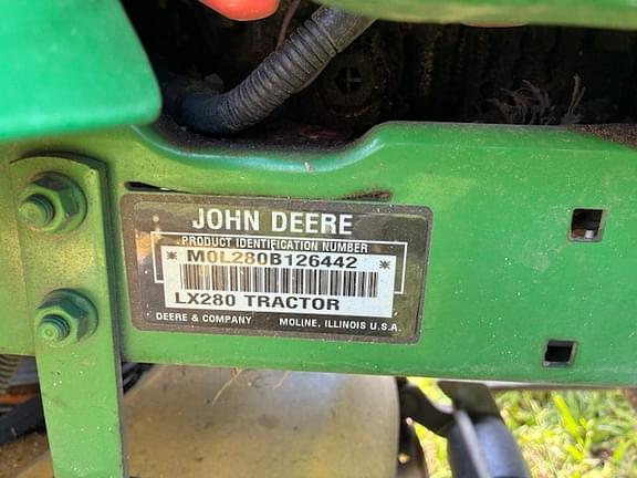 Image of John Deere LX280 equipment image 2