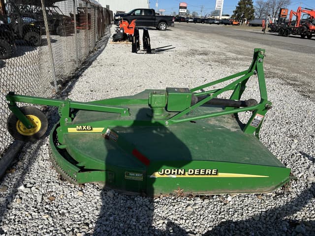 Image of John Deere MX6 equipment image 2