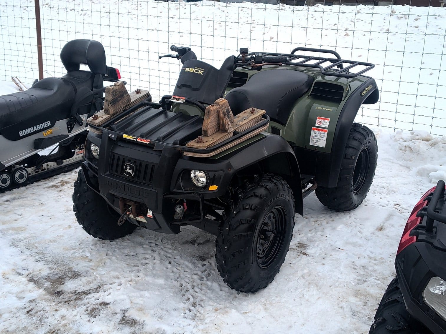 2005 John Deere Buck 650 Equipment Image0