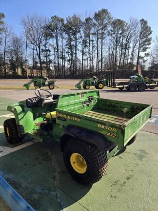 Image of John Deere Gator TS 4x2 equipment image 3