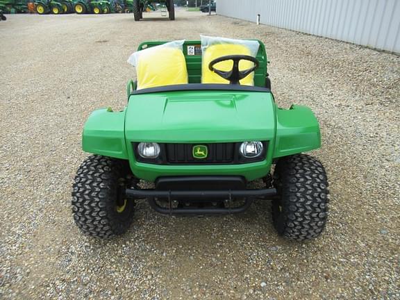 Image of John Deere Gator TS 4x2 equipment image 3