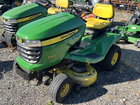 Image of John Deere X300 equipment image 1