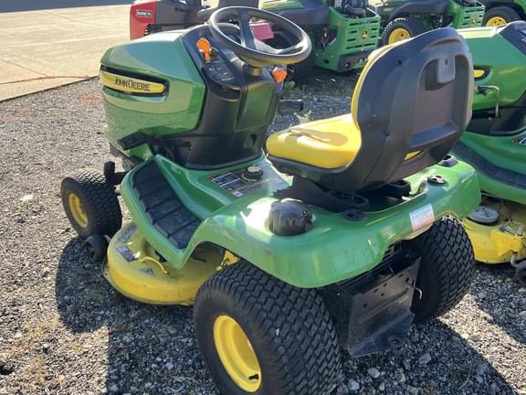 Image of John Deere X300 equipment image 2