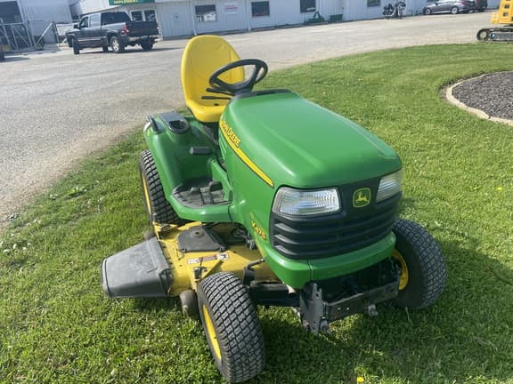Image of John Deere X475 equipment image 3