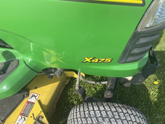 Image of John Deere X475 equipment image 1