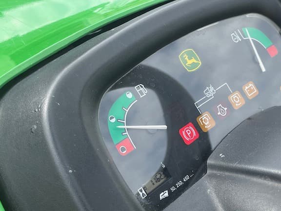 Image of John Deere X485 equipment image 4