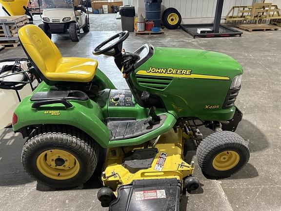 Image of John Deere X485 equipment image 4