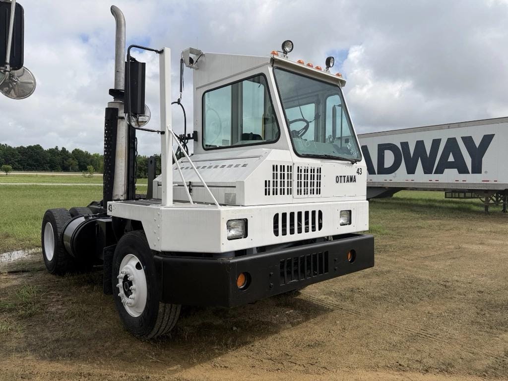 2005 Kalmar 30 Equipment Image0