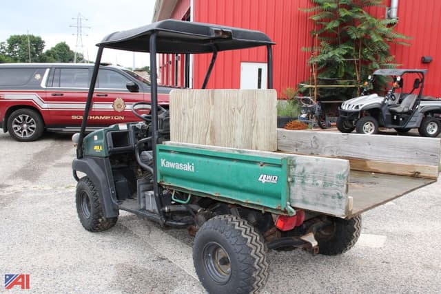 Image of Kawasaki Mule 3010 equipment image 1