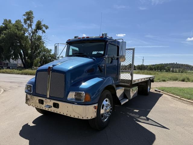 Image of Kenworth T300 equipment image 1