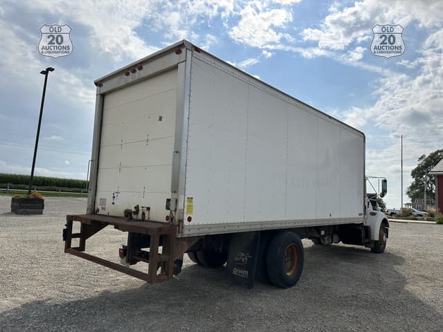 Image of Kenworth T300 equipment image 4