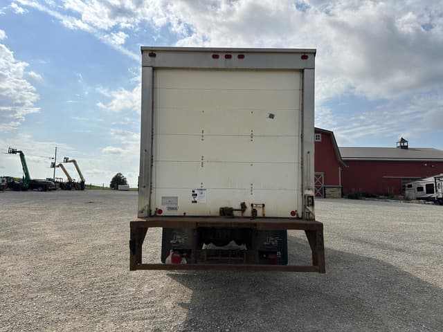 Image of Kenworth T300 equipment image 3