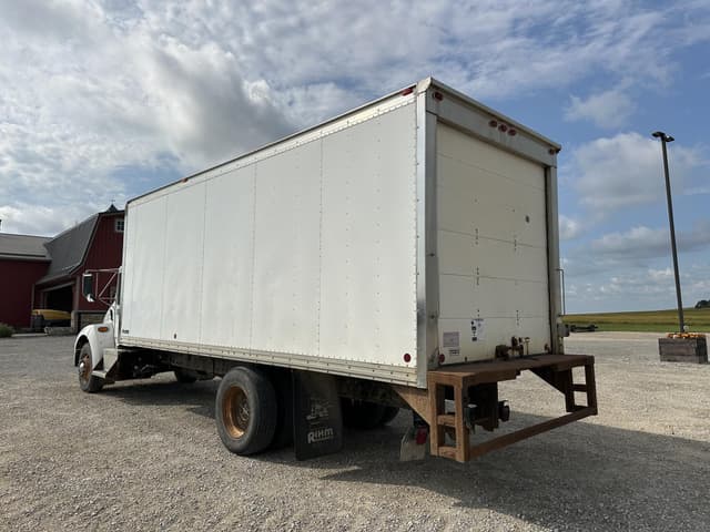 Image of Kenworth T300 equipment image 2