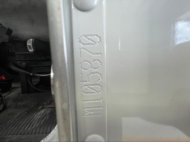 Image of Kenworth T300 equipment image 4