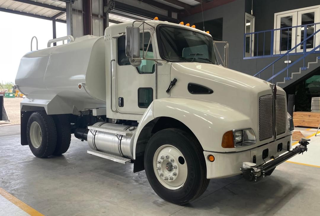 Image of Kenworth T300 Primary image
