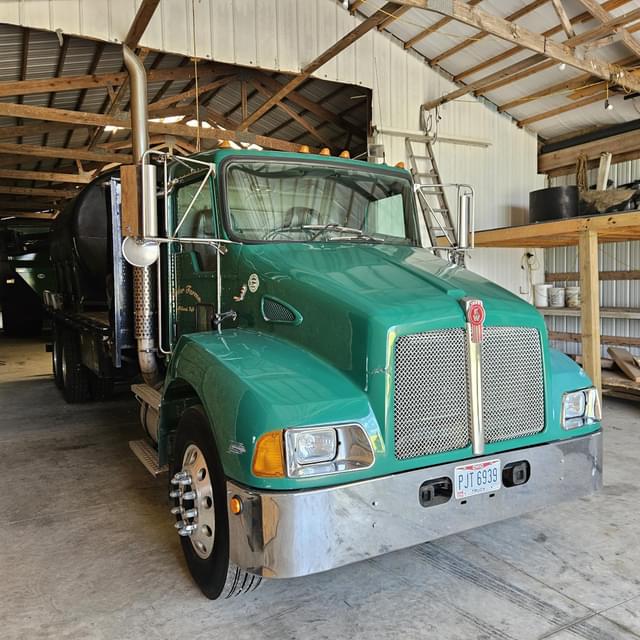 Image of Kenworth T300 equipment image 3