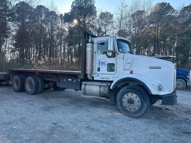 Image of Kenworth T300 equipment image 1