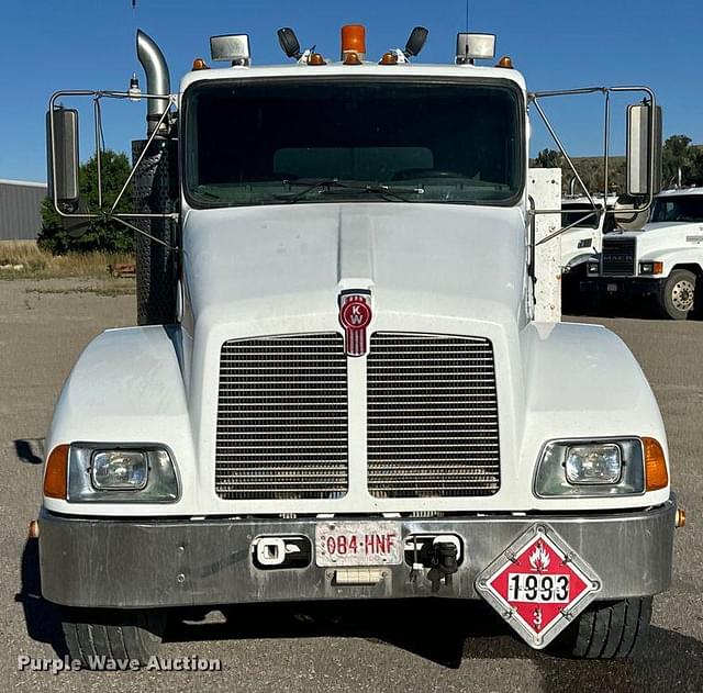 Image of Kenworth T300 equipment image 1