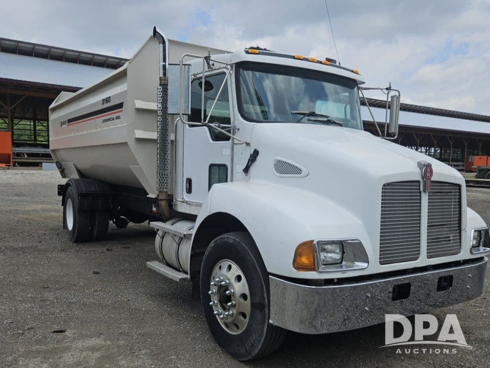 Image of Kenworth T300 Primary image