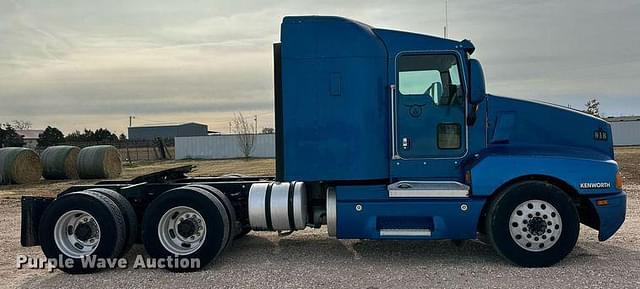 Image of Kenworth T600 equipment image 3