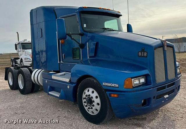 Image of Kenworth T600 equipment image 2