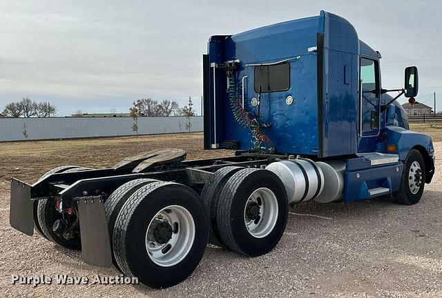 Image of Kenworth T600 equipment image 4