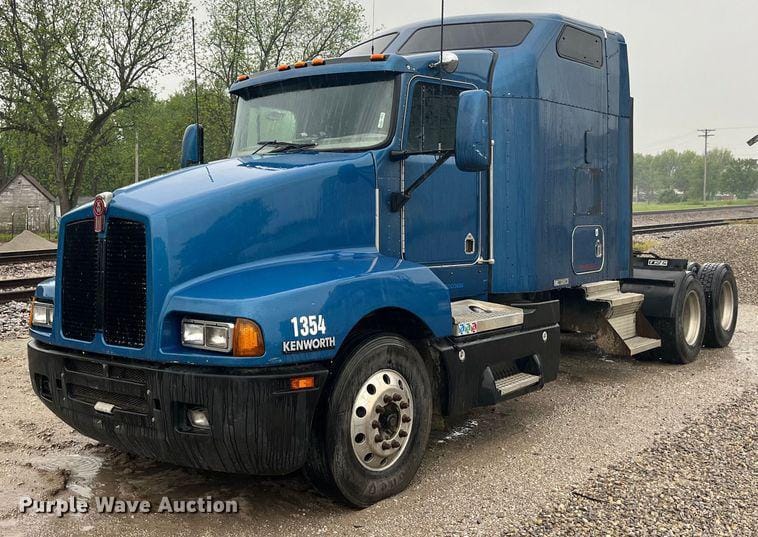 Main image Kenworth T600