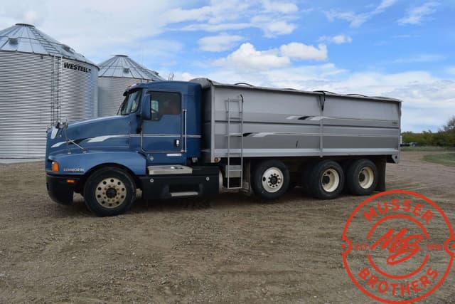 Image of Kenworth T600 equipment image 3