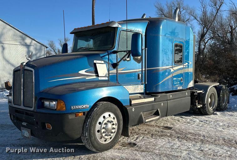 Main image Kenworth T600