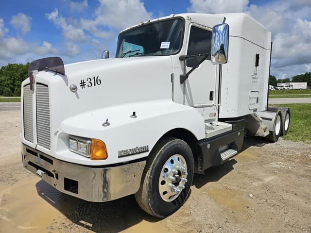 Image of Kenworth T600 equipment image 1
