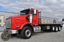 2005 Kenworth T800 Image