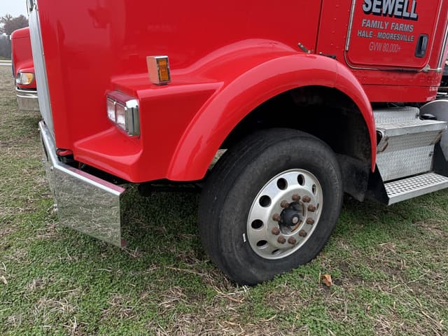 Image of Kenworth T800 equipment image 1