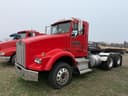 2005 Kenworth T800 Image