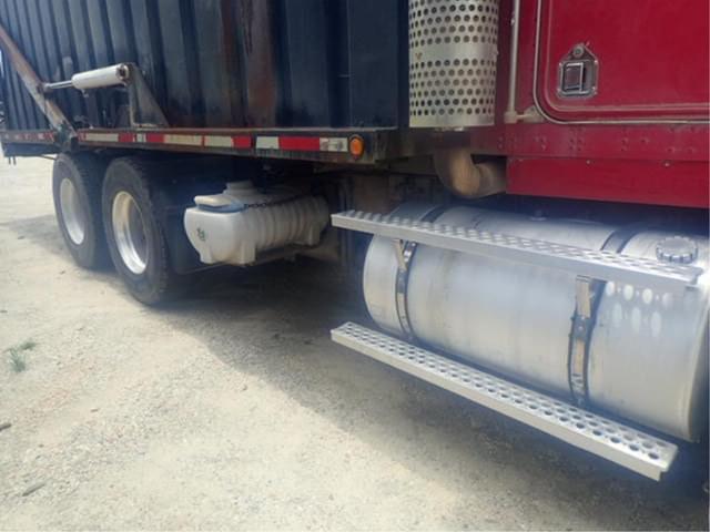 Image of Kenworth T800 equipment image 3