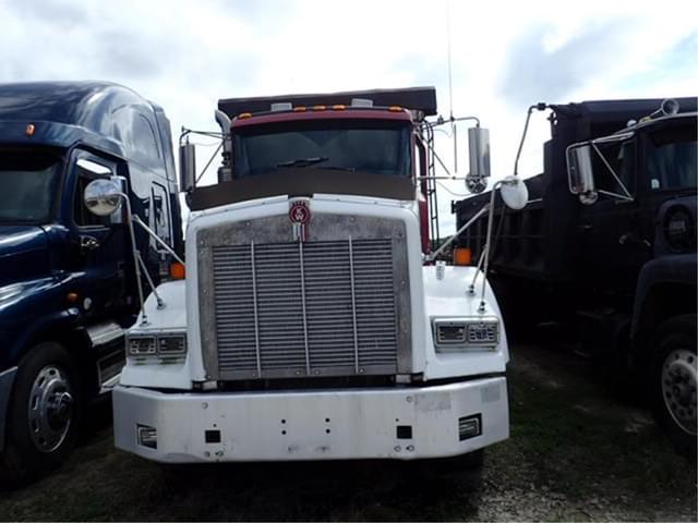 Image of Kenworth T800 equipment image 1