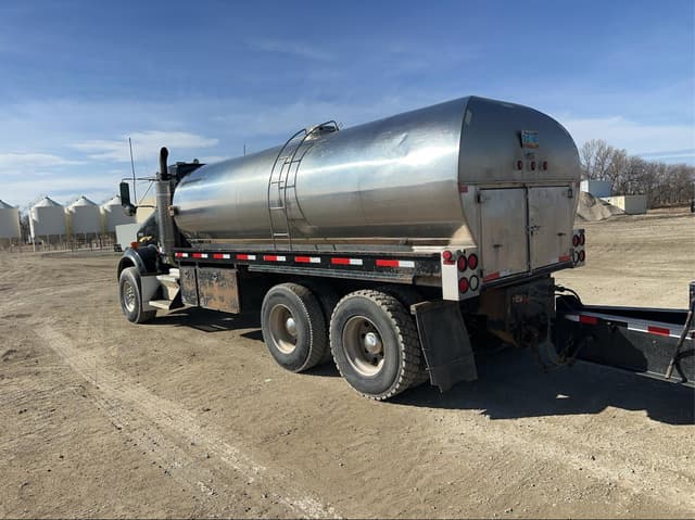 Image of Kenworth T800 equipment image 2