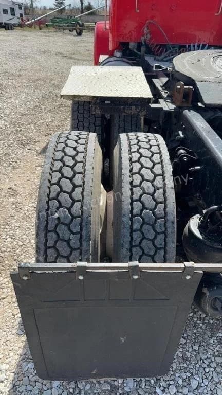 Image of Kenworth T800 equipment image 4