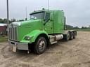 2005 Kenworth T800 Image