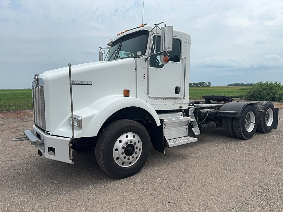 Image of Kenworth T800 Primary image