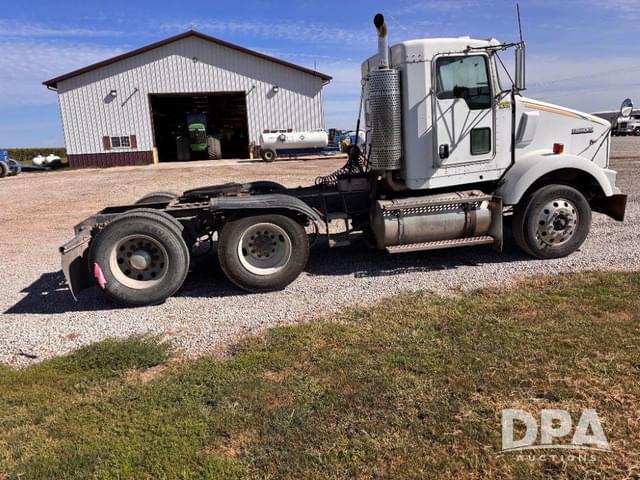 Image of Kenworth T800 equipment image 3