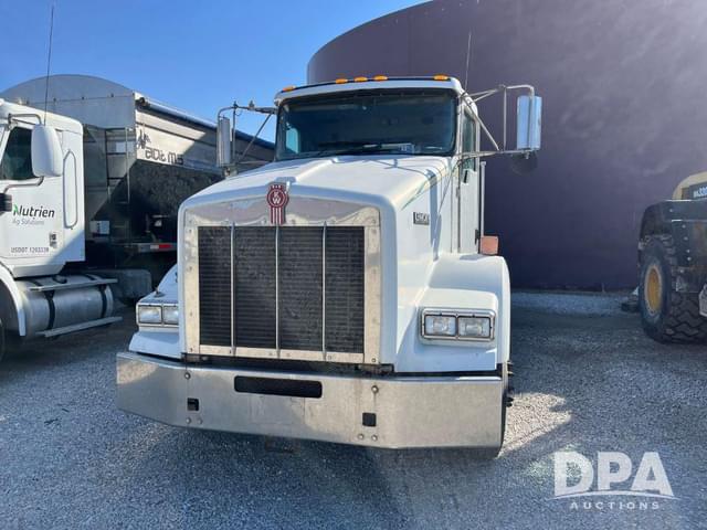 Image of Kenworth T800 equipment image 1
