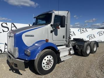 Main image Kenworth T800