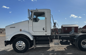 Main image Kenworth T800