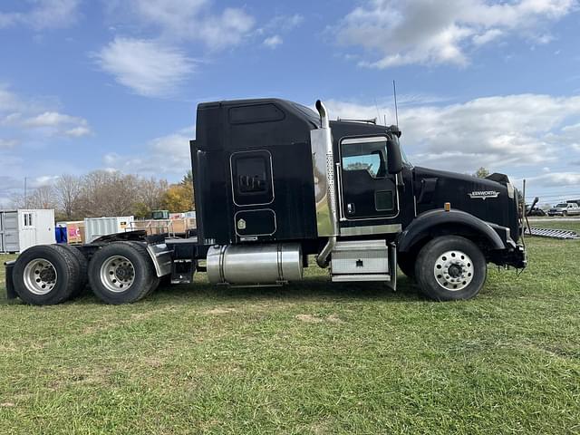 Image of Kenworth T800 equipment image 4