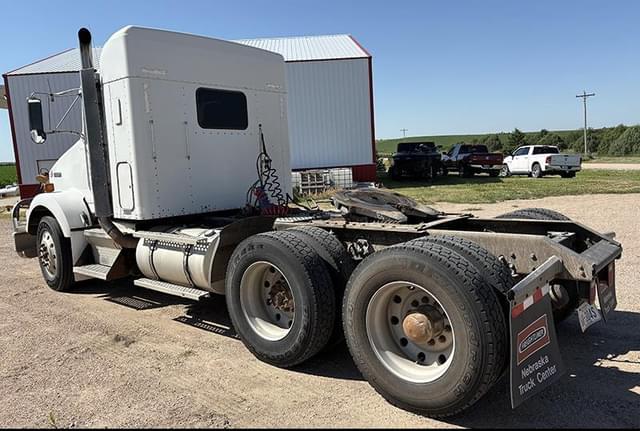 Image of Kenworth T800 equipment image 2