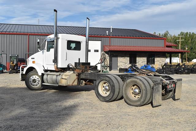 Image of Kenworth T800 equipment image 2